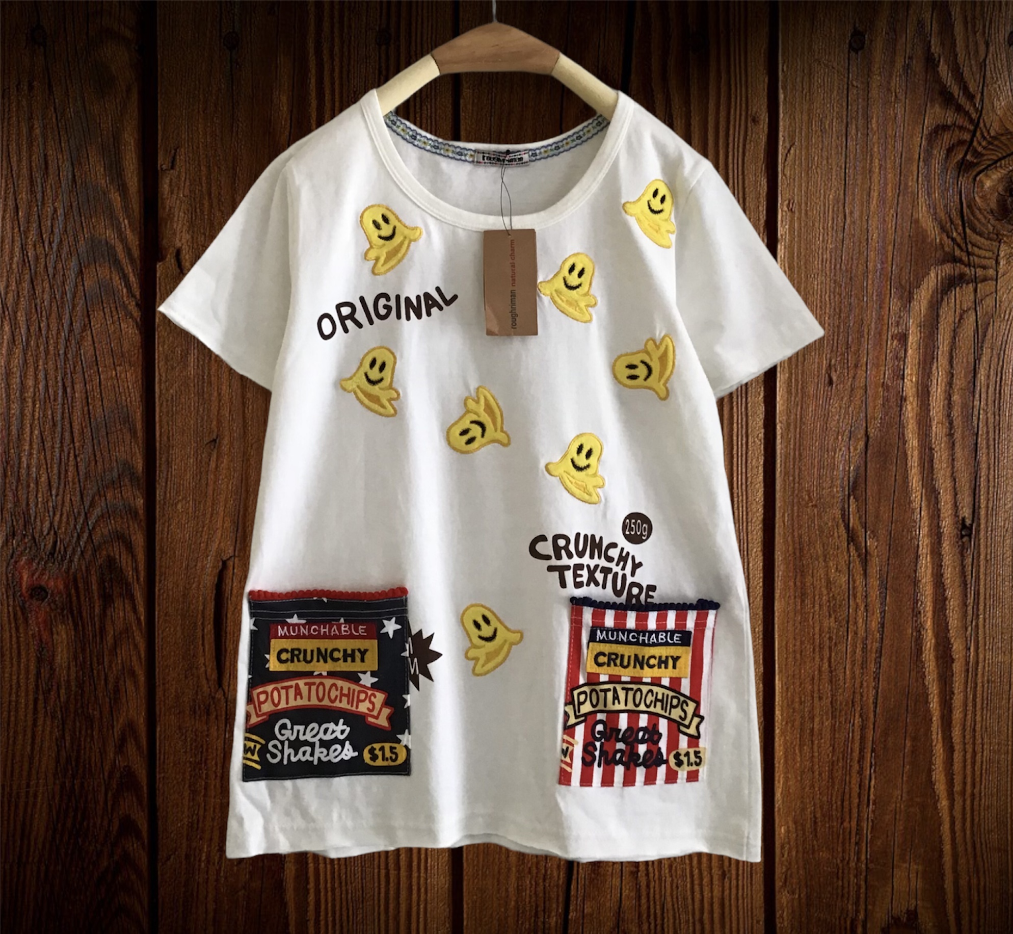 เสื้อยืดปักลาย