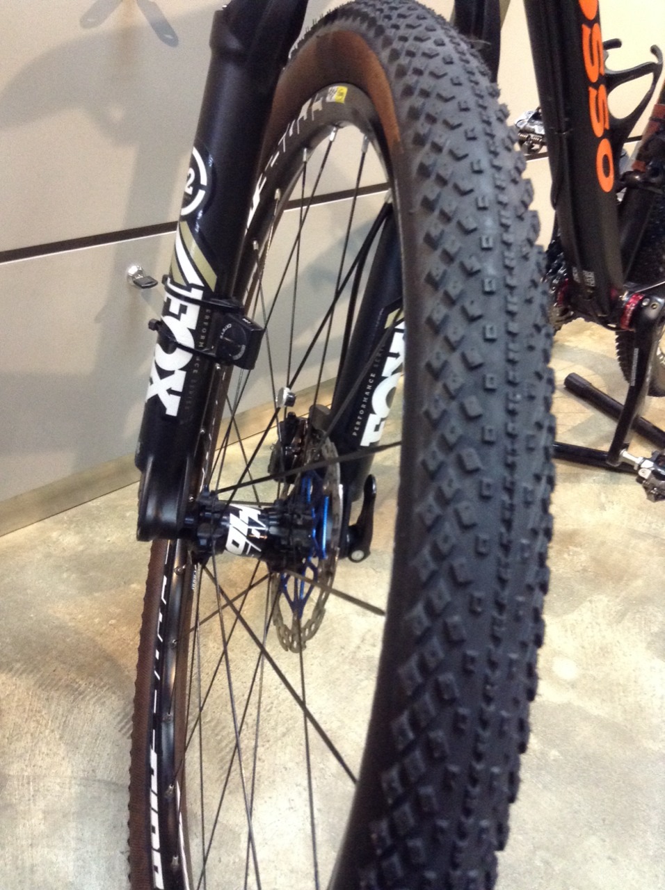 ยางนอกเสือภูเขาขอบพับ VEE TIRE 29X2.0 RAIL ANDAMAN,B39110