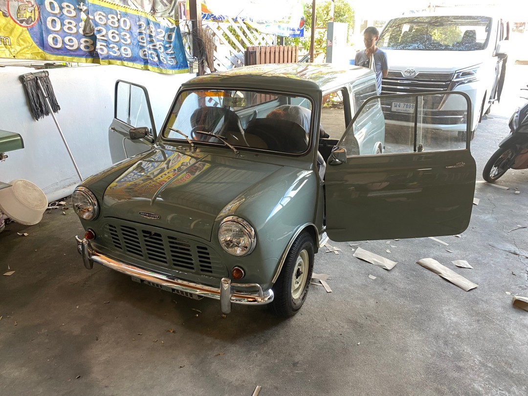 พรมรถยนต์ Mini Austin Cooper ปูพรม7D สีดำด้ายดำ ลายเคฟล่า + ไวนิลดักฝุ่นสีดำ