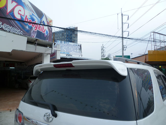 สปอยเลอร์ TRD SPORTIVO IV : Fortuner 2012-2014