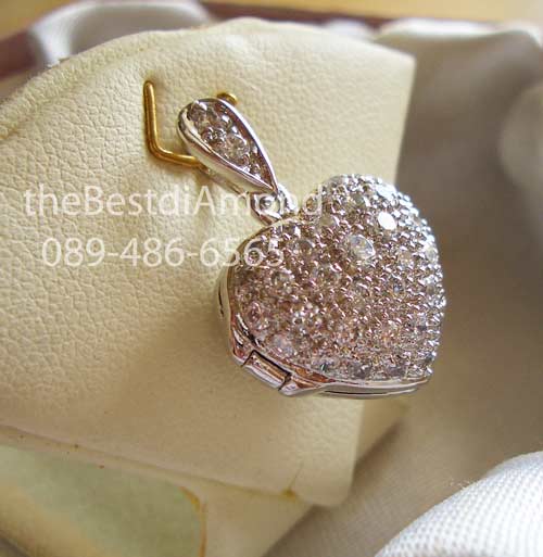 หมด=BP415RD++จี้เพชร ล็อคหัวใจ จี้น่ารักๆๆ แบบเก๋ designได้น่ารักมากๆๆ เป็นlocker เปิดฝาได้ ฝังจิกไข่ปลา เพชรแพรวพราว จี้แบบนี้ใส่ได้ทั้งสองด้านเลยค่ะ