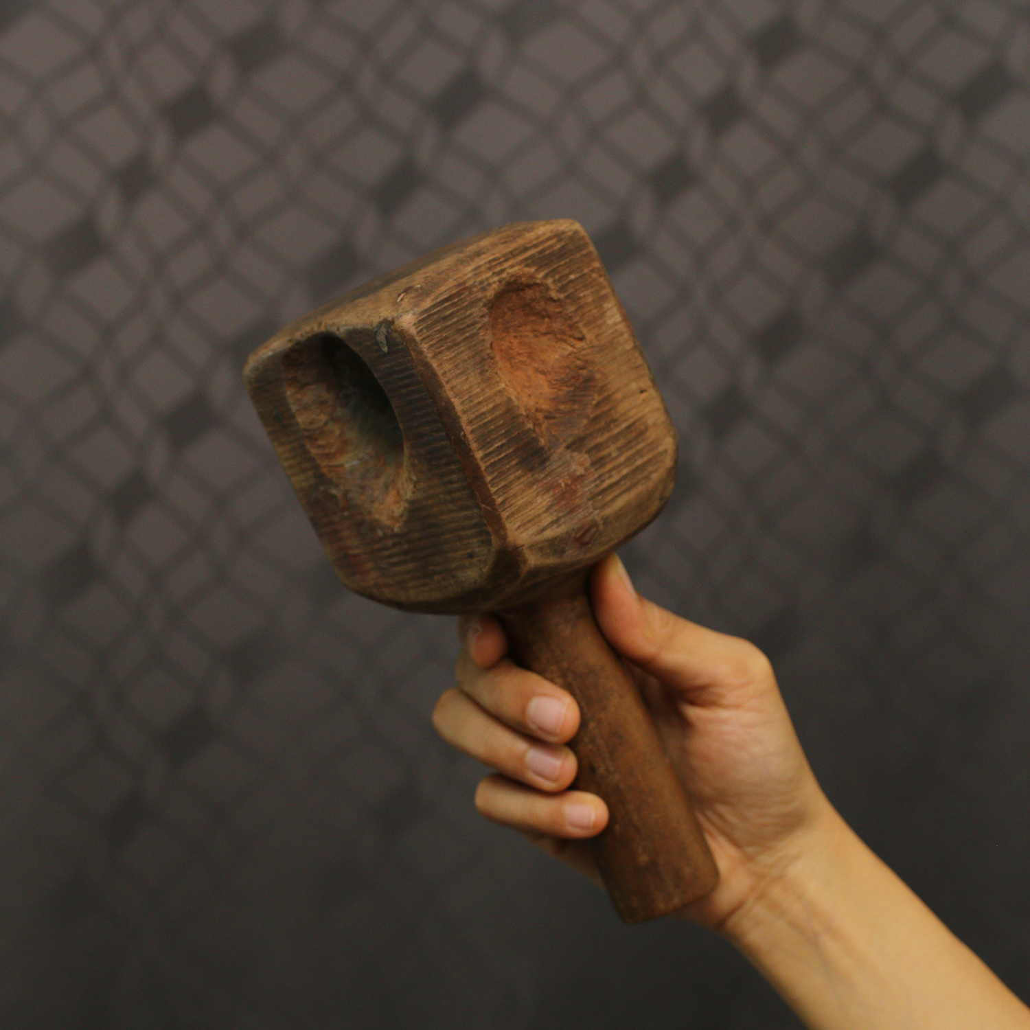 ค้อนไม้งานช่าง ของเก่า ผ่านการใช้งาน ไม้ตันทั้งแท่ง