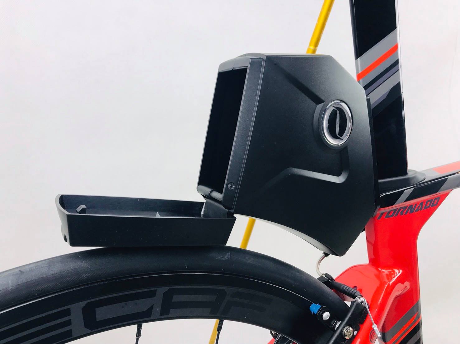 จักรยานไตรกีฬา JAVA TORNADO TT Triathlon bikes เฟรมคาร์บอน ล้อ DECA42, ชุดขับ 105 22สปีด