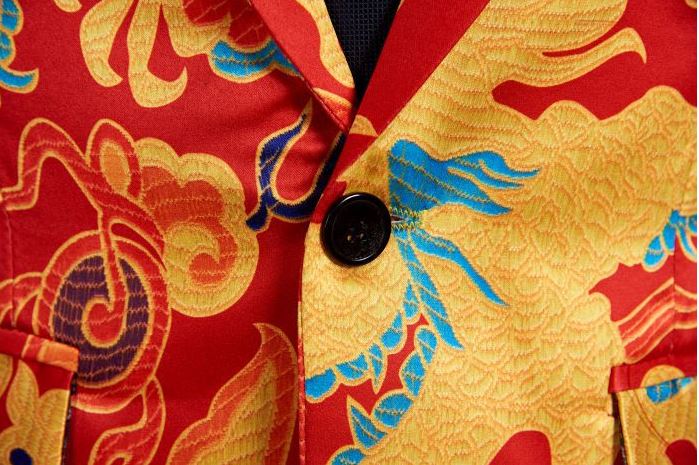 พร้อมเช่า ชุดสูทจีนชาย โทนสีส้มแดง ทอลายในเนื้อผ้า แบบหรูหรา สไตล์จีน