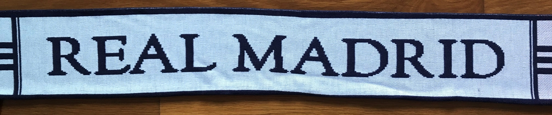 ผ้าพันคอ ฟุตบอล สโมสรเรอัล มาดริด - 1902 - 2012 ใหม่ / REAL MADRID Football Club Scarf - 1902 - 2012 NEW