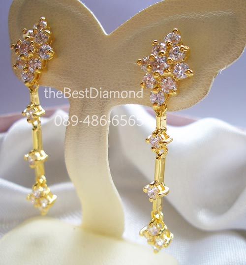 BE805+++ต่างหูตุ๊งติ้ง ดอกไม้+++ต่างหูสุดสวย เป็นรูปดอกไม้ ตุ้งติ้ง หรูหรา ดูดีมีระดับมากๆๆ เพชรระยิบระยับ ใส่แล้วหน้าเพรียวสวยค่ะ ไม่ควรพลาด