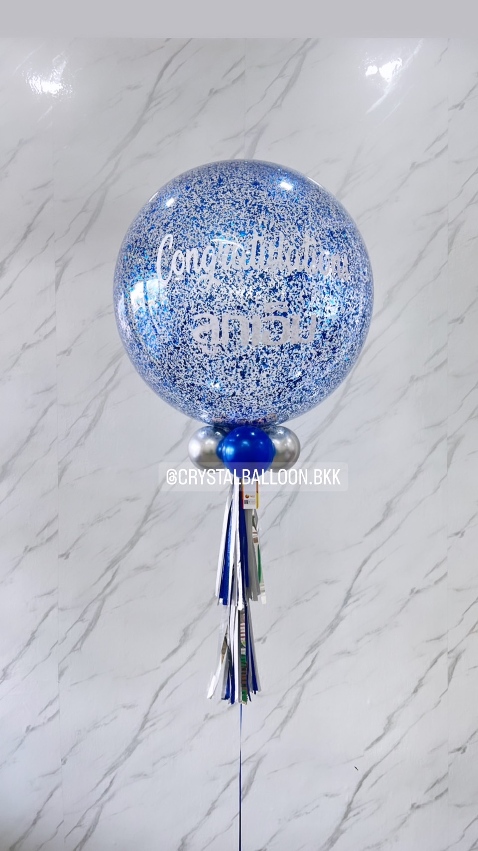 ลูกโป่ง รับปริญญา Bubble ขนาด 24" กลิตเตอร์สีน้ำเงิน พร้อมตกแต่ง สามารถเปลี่ยนสีลูกโป่ง/เปลี่ยนข้อความ/เปลี่ยนขนาดได้