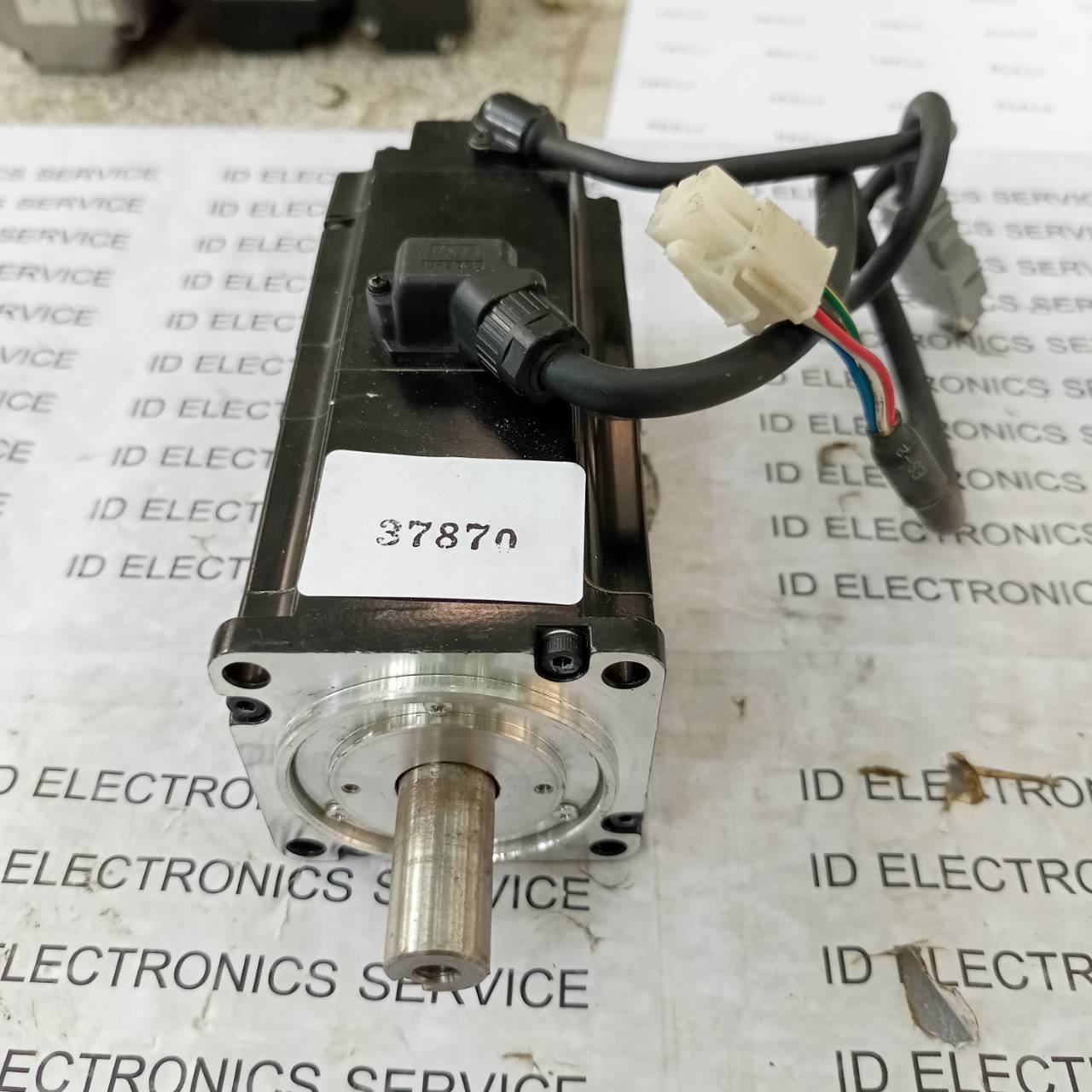 SGM7J-04AFC6E SERVO MOTOR " YASKAWA "