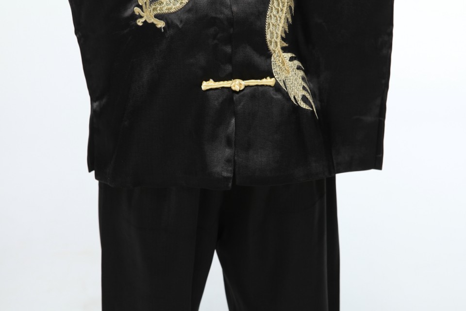 Pre-order ชุดจีนชายเด็ก เสื้อคอจีน ผ้าไหมจีน สีดำปักลายมังกร