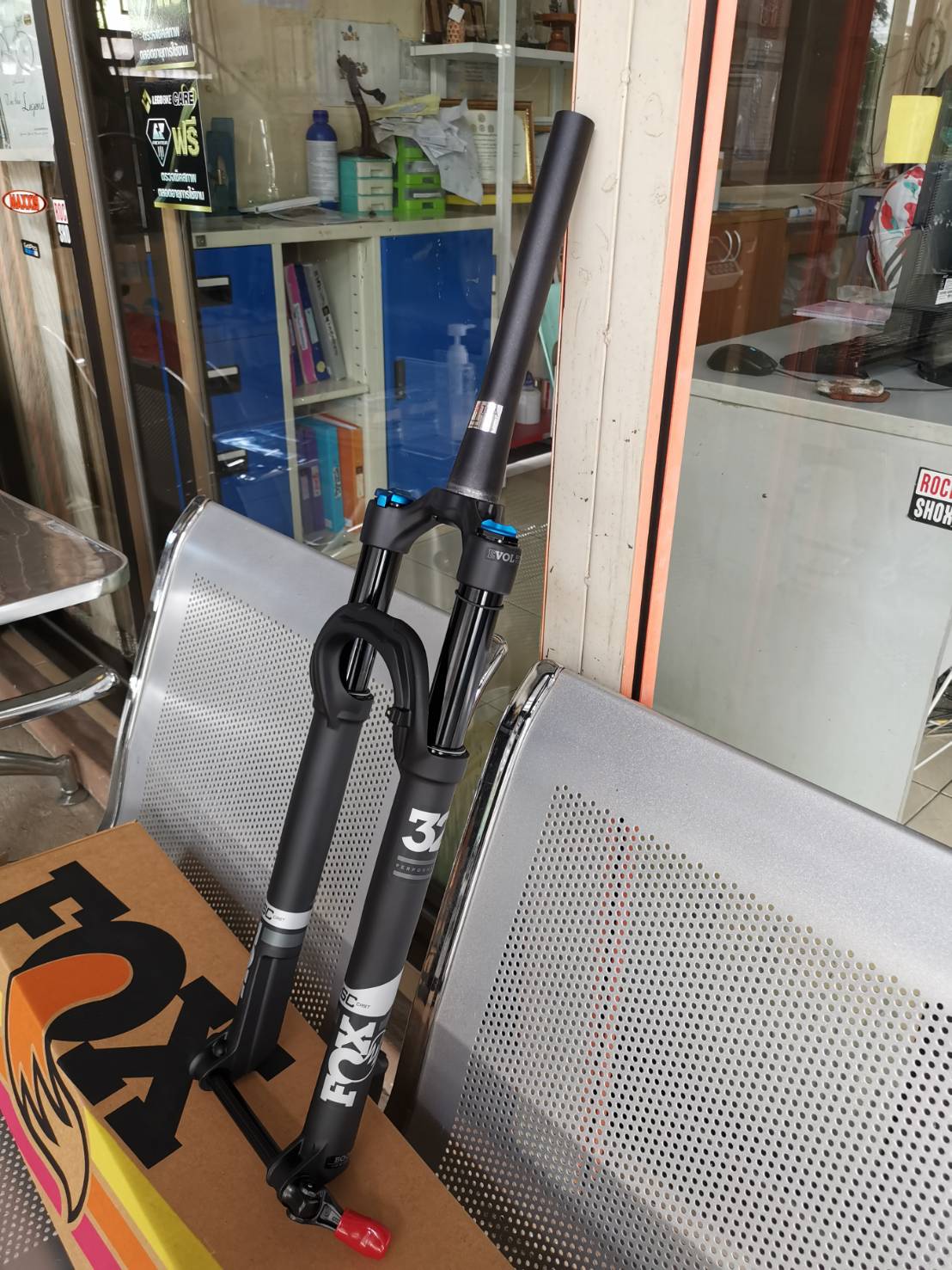 โช๊คลม FOX PERFORMANCE FLOAT SC 32 100 3POS GRIP 29" 15QRX110 BOOST 1.5 TAPERED 44MM ANO, FOX 2022