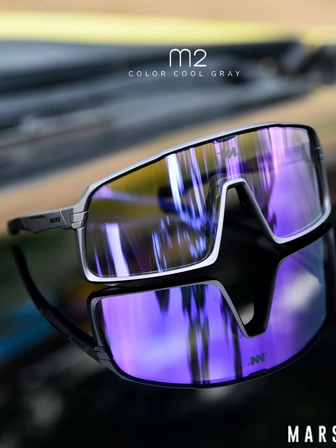 แว่นกันแดด แว่นปั่นจักรยาน Mars รุ่น M2 Cycling Sunglasses เลนส์สี Photochromic (ปรับแสงอัตโนมัติ) ใส่สบาย ป้องกันแสงแดด UV400 UVA/UVB 99.9%