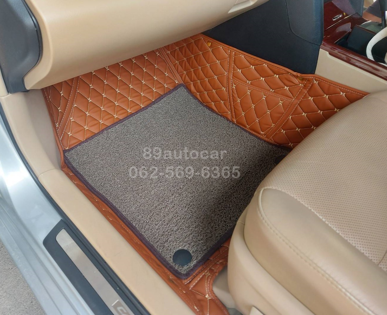 พรมรถยนต์ Toyota Camry 2012-2018 ปูพรม7D สีน้ำตาลเข้ม + พรมดักฝุ่นสีน้ำตาล เข้ารูป