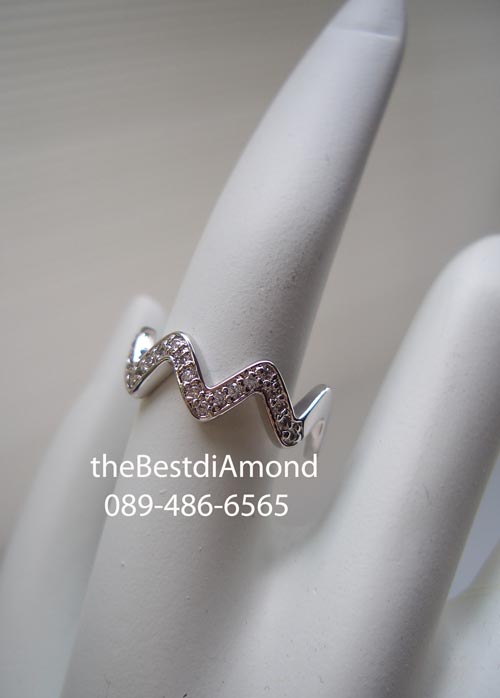 BR706RD+++Wave ring +++แหวนทรงคลื่น ทันสมัยสุดๆๆ ใส่ติดนิ้วได้ทุกโอกาส เริ่ดหรู ดีไซน์สวยมากๆๆ ออกแนว เปรี้ยว เฉี่ยว นิดๆค่ะ