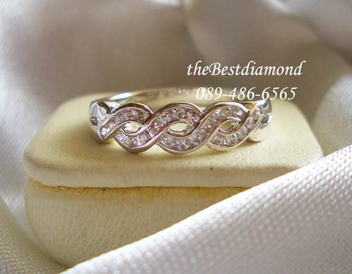 BR712RD+++แหวนถักเกลียว+++ แหวนแบบ Modern สไตน์น่ารักๆ เป็นรูปเกลียว 3 เกลียว ฝังแบบหนีบ ใส่ติดนิ้วได้เลย ไม่เกี่ยวเสื้อผ้าค่ะ