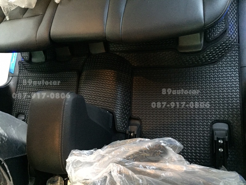 ขายยางปูพื้นรถเข้ารูป Isuzu Mu-X ลายธนูสีดำขอบดำ