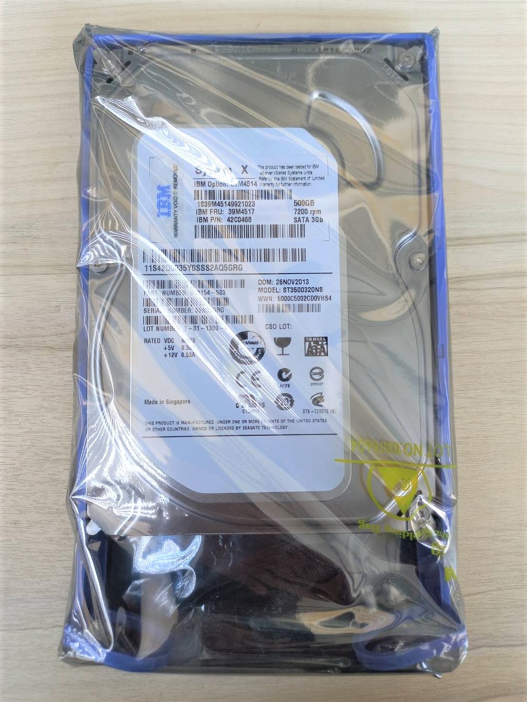 39M4517 IBM Lenovo 500GB 7.2K RPM 3G SATA LFF Simple Swap Kit 3.5 Hard Disk Drive (HDD).