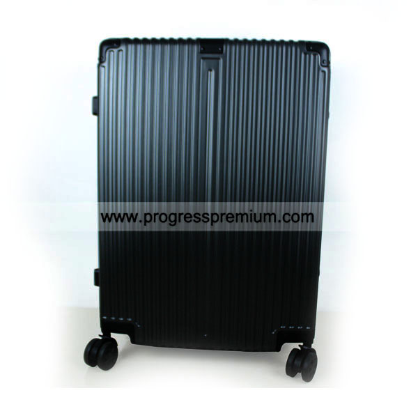 กระเป๋าเดินทาง