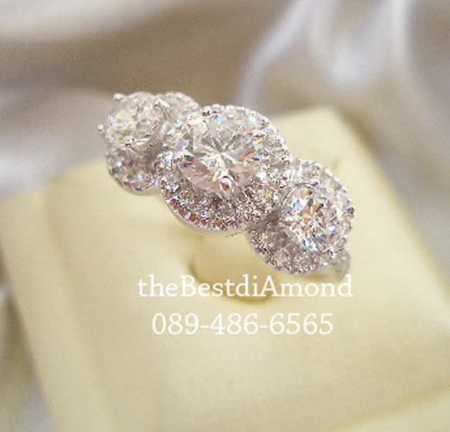 SR001RD+++3 Diamonds Luxury Style+++แหวนเงินแท้ ดีไซน์สวยหรู แบบร้านจิวเวลลี่ทันสมัย ตามcounter ห้างเลย เหมือนของแท้สุดๆ เล่นไฟวิีงๆ รับประกันความสวย