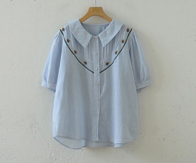 เสื้อผ้าฝ้ายลายริ้วลายปัก