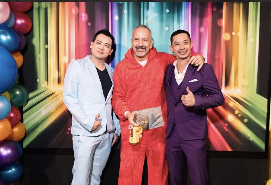 พร้อมเช่า ชุดสูทชาย สีม่วง สไตล์เกาหลี (พร้อมเสื้อกั๊ก)