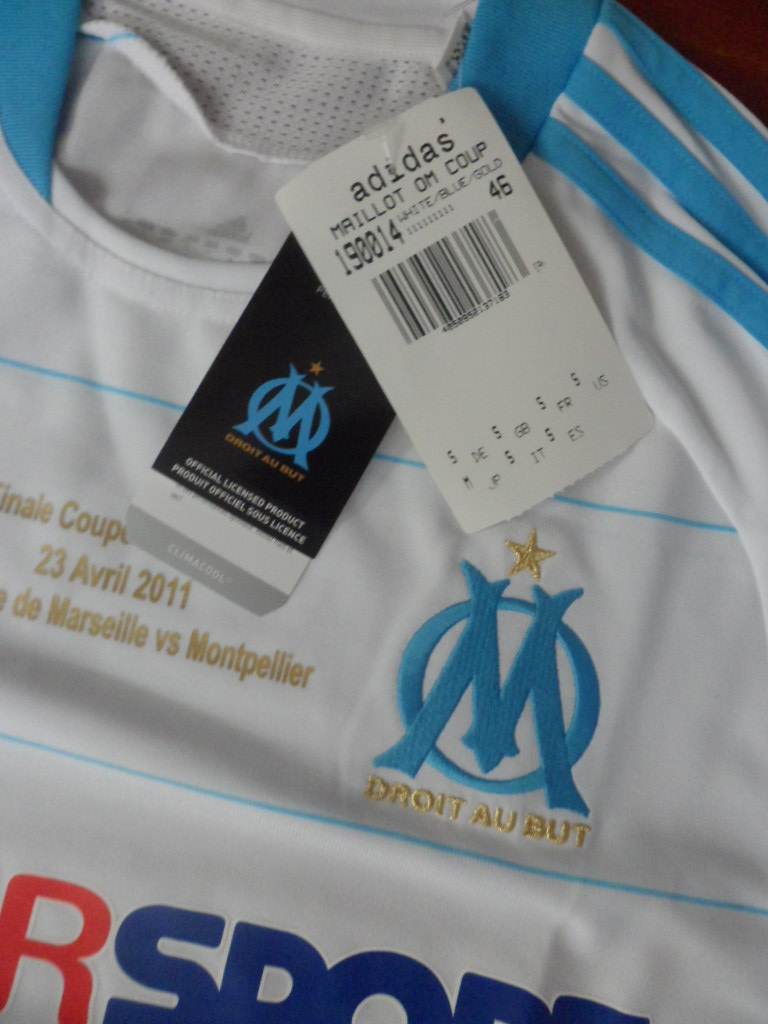 เสื้อฟุตบอล ทีมสโมสรโอลิมปิก มาร์กเซย ชุดเหย้า 2010/11 ปักนัดชิงคูป เดอ ลา ลีก 2011 ใหม่ S-Size / OLYMPIQUE de MARSEILLE Football Shirt Home Kit 2010/11 Finale Coupe de la Ligue 2011 MDT Jersey NEW S-Size
