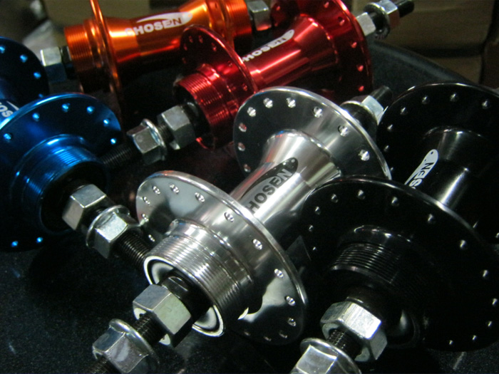 ดุมวีเบรค ดุมรถจักรยานฟิคเกียร์ 36 รู เกลียว 2ชั้น 2 ด้าน มีสีดำ แดง ส้มทอง ฟ้า เงิน(โปรดระบุสีและรูตรงหมายเหตุ)