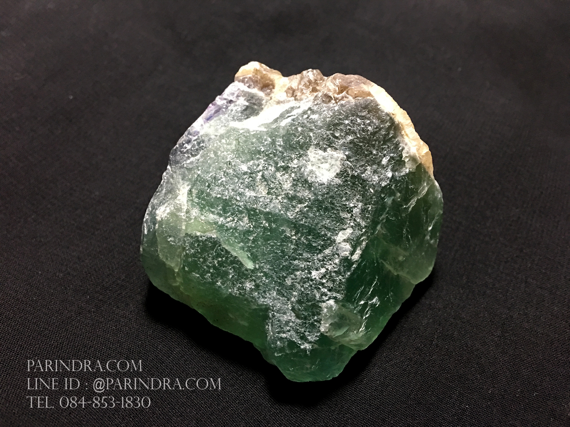 ก้อนแร่ฟลูออไรต์ Fluorite สีเขียวโปร่งแสง #FLU000