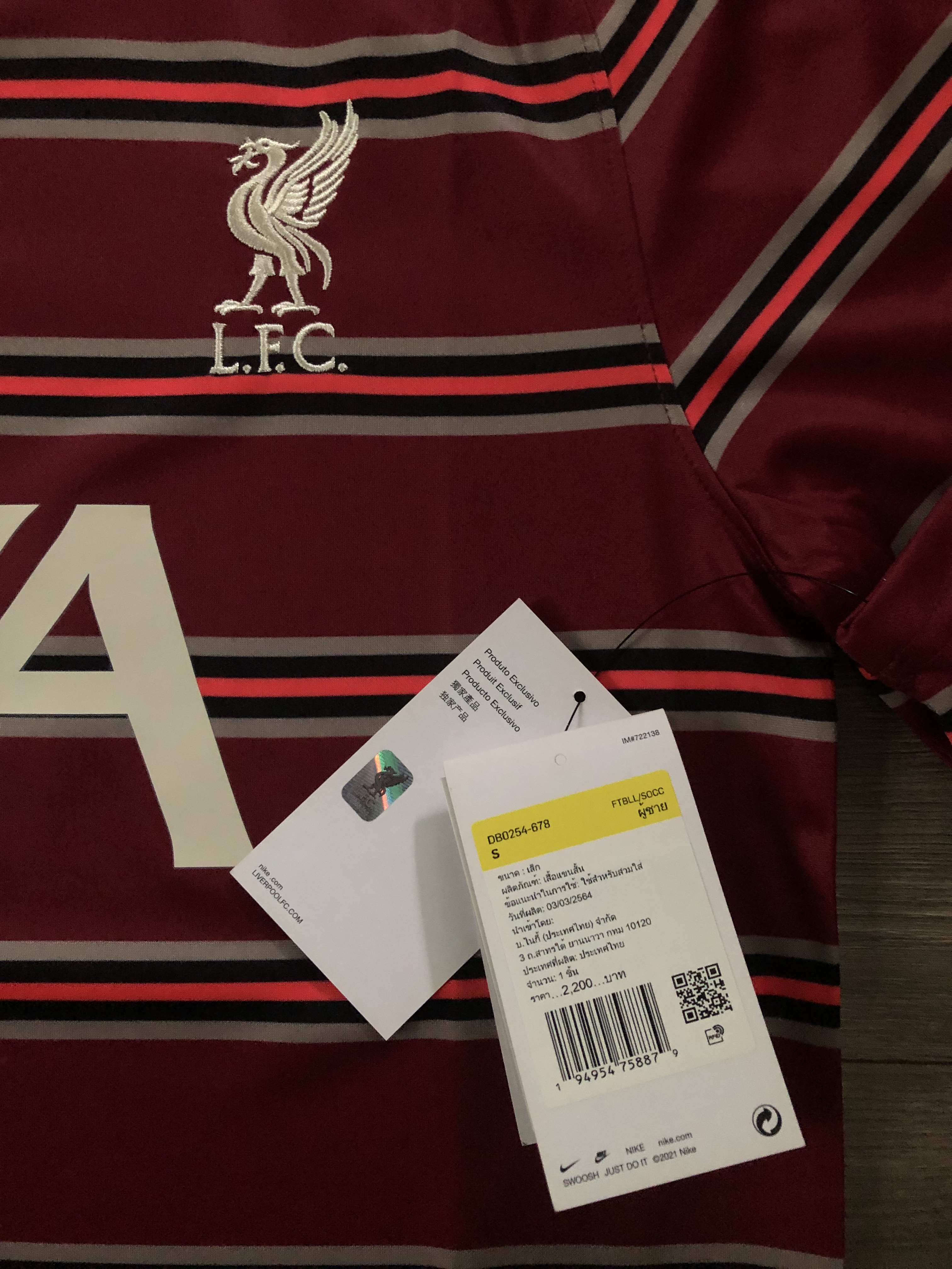 เสื้อฟุตบอล ทีมสโมสรลิเวอร์พูล ชุดพรีแมทช์ 2021/22 ใหม่ S-Size / LIVERPOOL Football Shirt Pre-Match Kit 2021/22 Jersey NEW S-Size