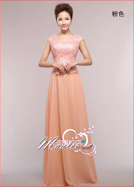 พร้อมเช่า ชุดราตรียาว สีพีช โอโรสอ่อน แต่งลูกไม้ฉลุ กระโปรงผ้าชีฟองพลิ้วสวย