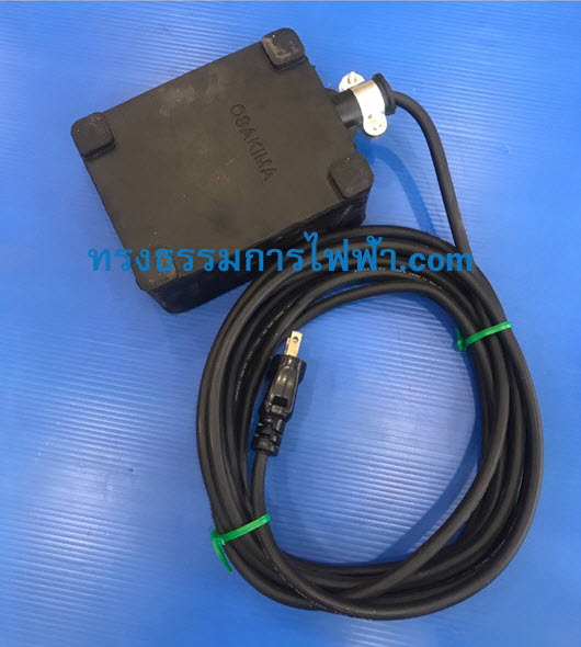 ปลั้กสนาม บล็อคยางสนาม 4เต้า กันกระแทก (สายยาว5เมตร)