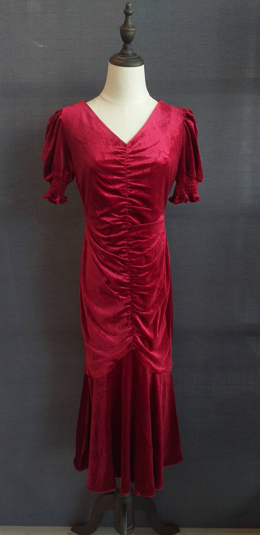 พร้อมส่ง เดรสยาว เดรสสีแดง ทรงหางปลา ใส่แล้วสวยหุ่นเพรียว เดรสคริสมาส