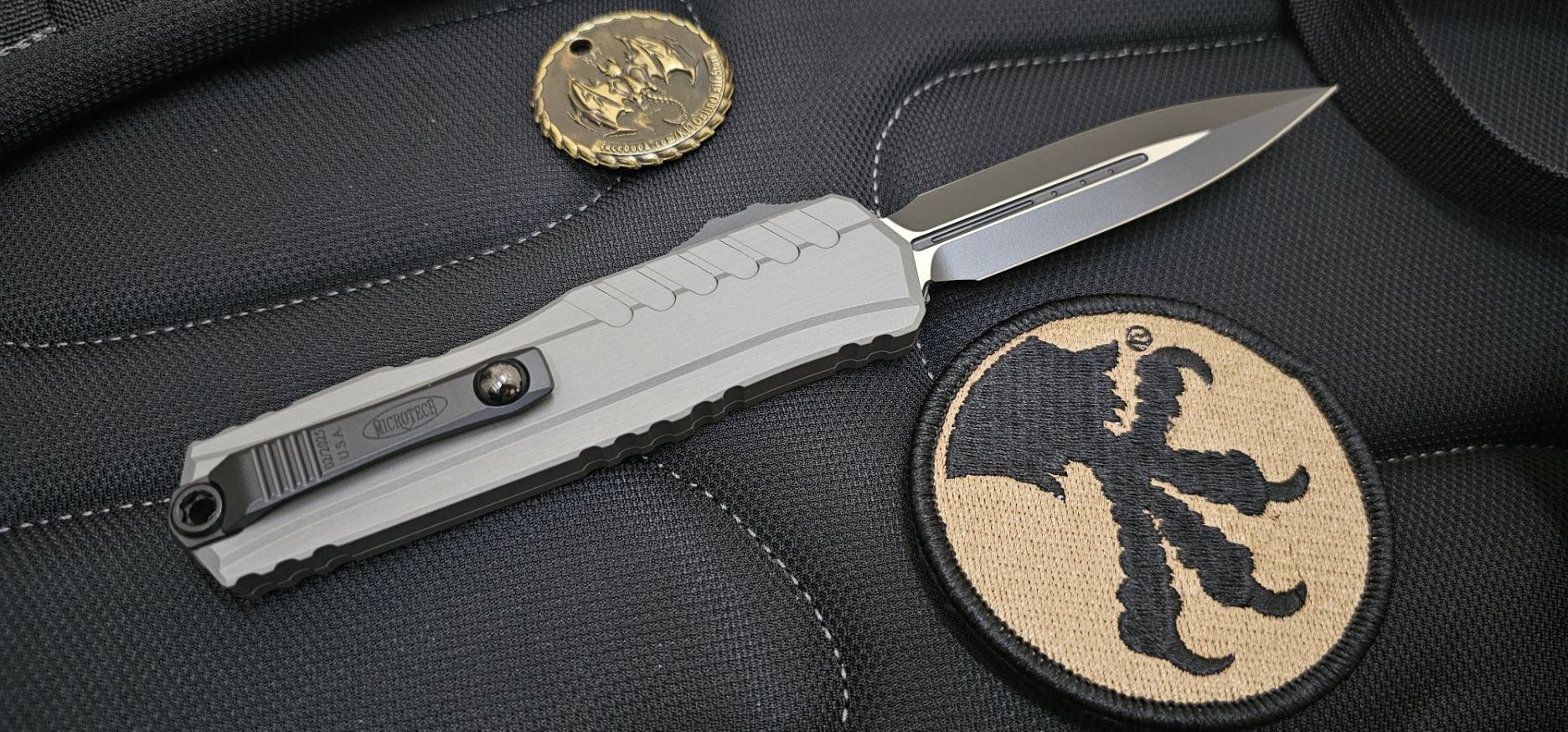 Microtech Cypher II D/E - Natural Clear Handle - Black Blade