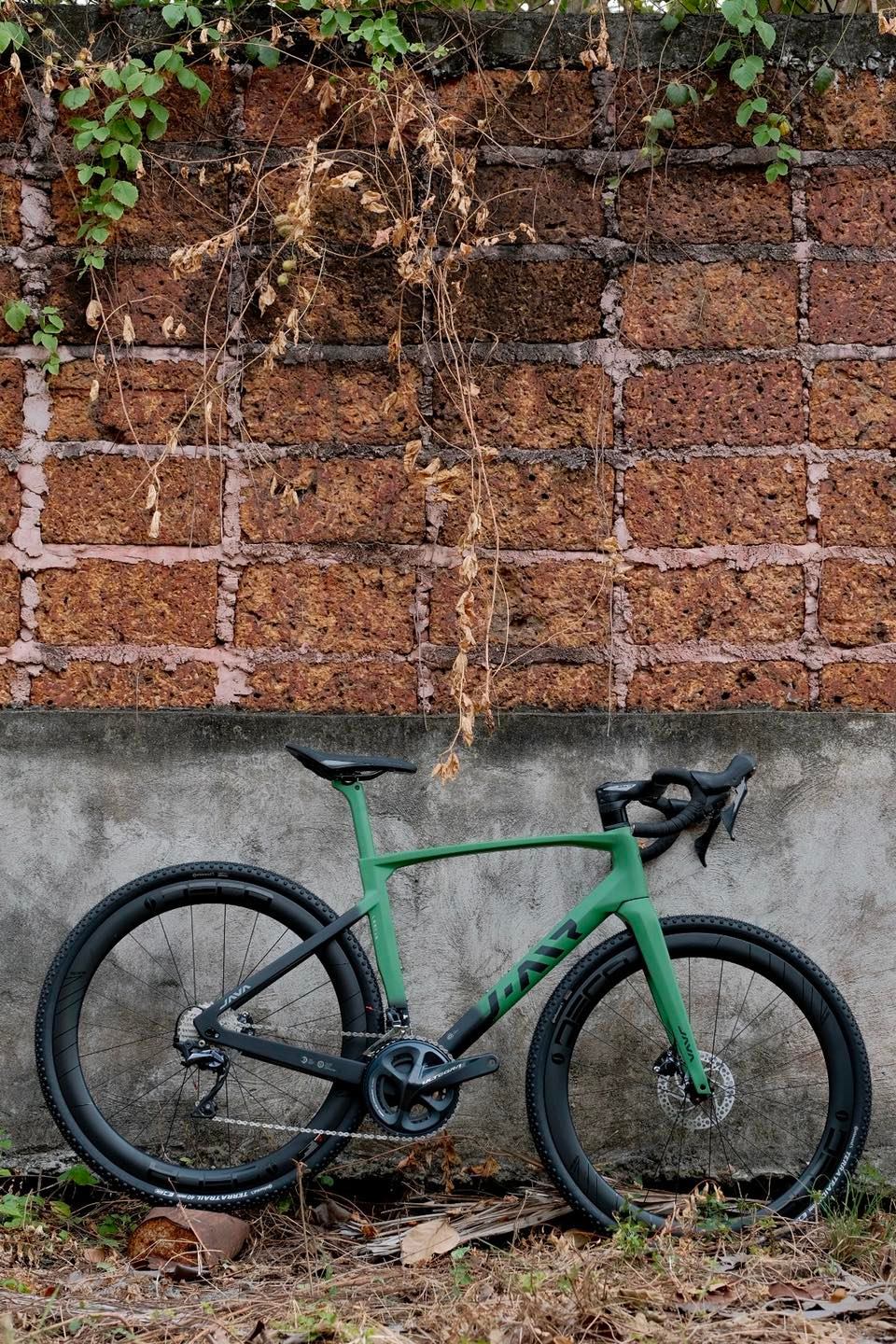 จักรยานเสือหมอบกราเวลไบค์ JAVA LANCIA Gravel Bike Shimano Ultegra Disc R8020 22sp ตัวเฟรมทรง All Around 2022