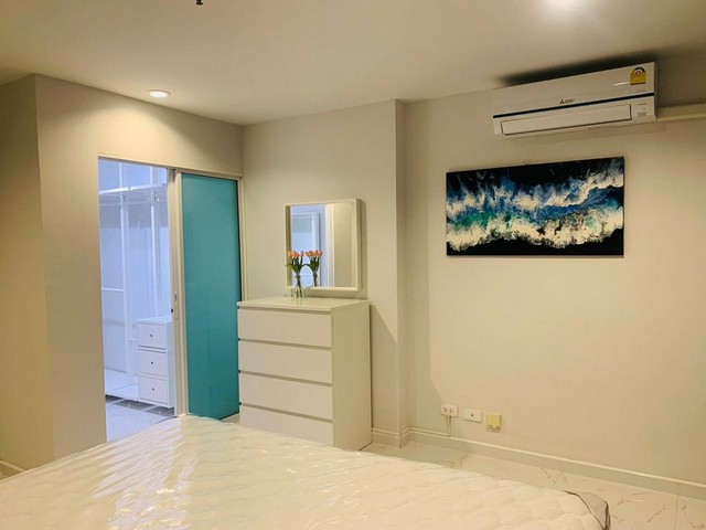 ให้เช่าคอนโดรีเจ้นท์โฮม บางซ่อน 28 ตึก D 56 ตร.ม.ห้องใหญ่ เฟอร์ครบ ใกล้ MRT บางซ่อน