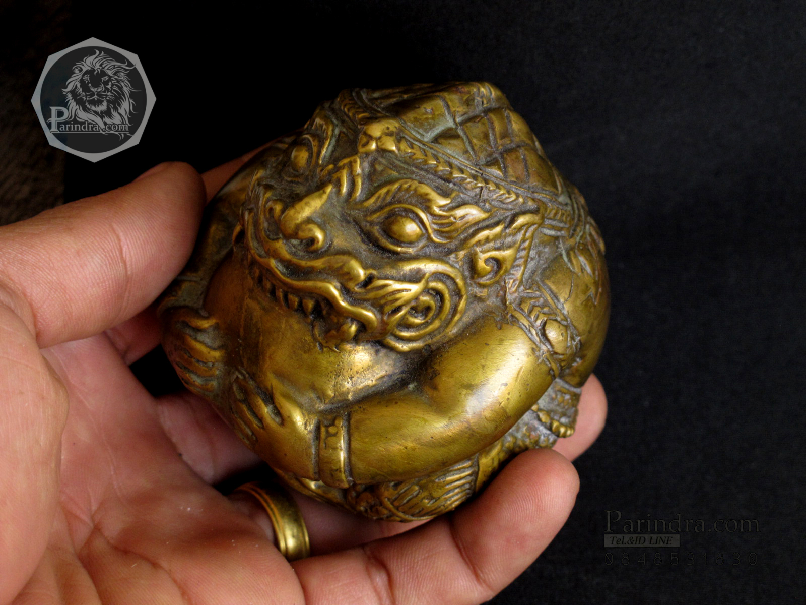 รูปหล่อทองเหลือง หนุมานอมจันทร์ งานฝีมือเก่า