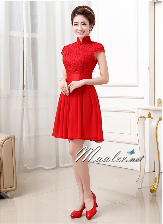 พร้อมส่ง ชุดราตรีสั้น สีแดง แขนสั้น คอจีน ลูกไม้ฉลุ กระโปรงผ้าชีฟอง