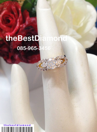 BR214+++แหวนสไตน์เพชรชู พร้อมบ่าข้าง สุดสวย งานเลิส ดูดี ไม่เวอร์มาก เพชรวิ๊งๆ เล่นไฟสุดๆๆๆ ใส่ติดนิ้ว หรือ ออกงานก็ดูดี