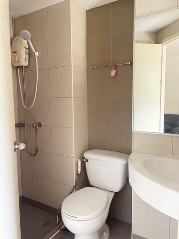 ให้เช่าคอนโด ลุมพินี ทาวน์ รามอินทรา-นวมินทร์ 23 ตรม.เครื่องใช้ไฟฟ้าครบ พร้อมอยู่