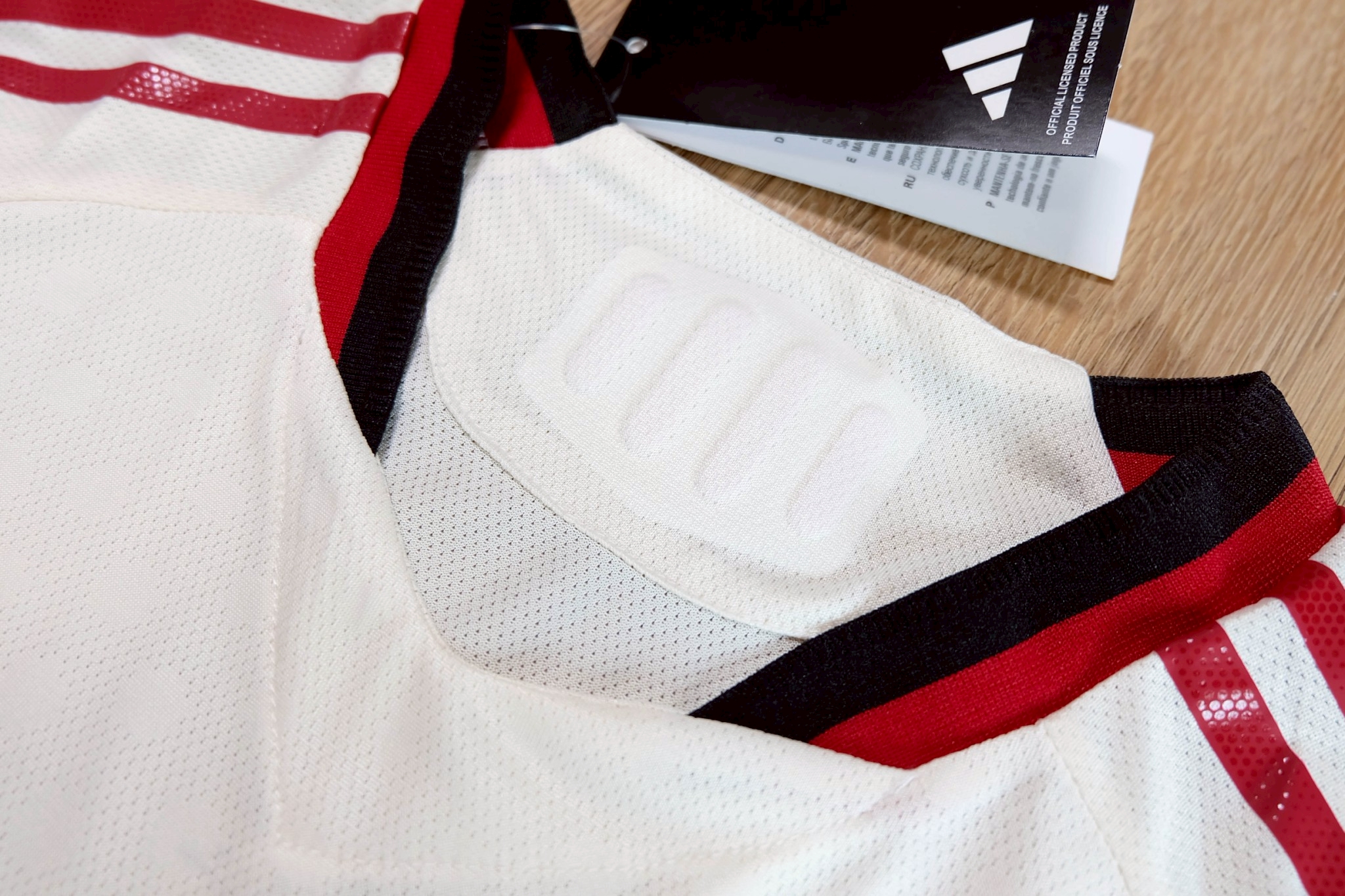 Liverpool 2025/26 Long Sleeve Away Jersey Player Grade เสื้อลิเวอร์พูลแขนยาว เยือน เกรดนักเตะ ฤดูกาลใหม่