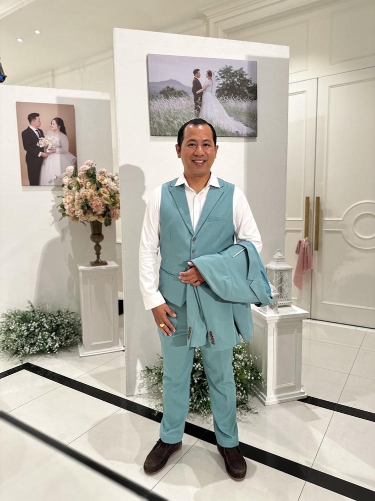 พร้อมเช่า เสื้อสูทชาย สีเขียวมิ้นต์เข้ม สีเขียวพาสเทล Dark Pastel Mint Green (พร้อมเสื้อกั๊ก)