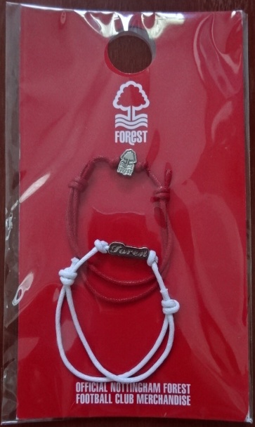 สร้อยข้อมือ Twin Pack Cord Bracelet ฟุตบอล สโมสรน็อตติ้งแฮม ฟอเรสต์ - FOREST ใหม่ / NOTTINGHAM FOREST Football Club Twin Pack Cord Bracelet - FOREST NEW