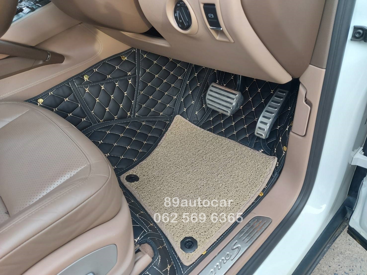 พรมรถ Porsche Cayenne 2013 ปูพรม7D สีดำด้ายทอง + พรมดักฝุ่นสีครีม เต็มคัน