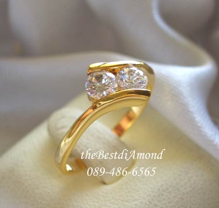 BR043+++แหวนเฉียงเพชร 2 เม็ด+++ งานน่ารักมาก เพชรเฉียง ตัวเรือนเอี้ยวนิดๆ สวยเก๋ค่ะ