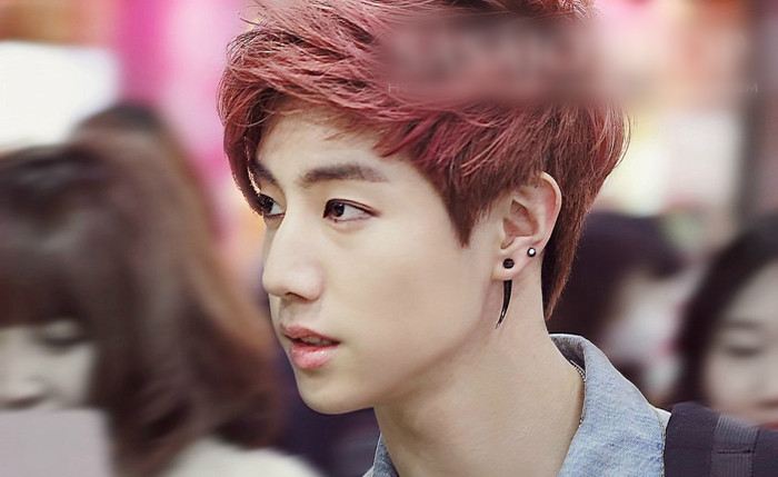 ต่างหูปลายแหลม แบบ Mark