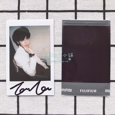 โพลารอยด์ (3") พร้อมลายเซ็น หลินเยี่ยนจวิ้น