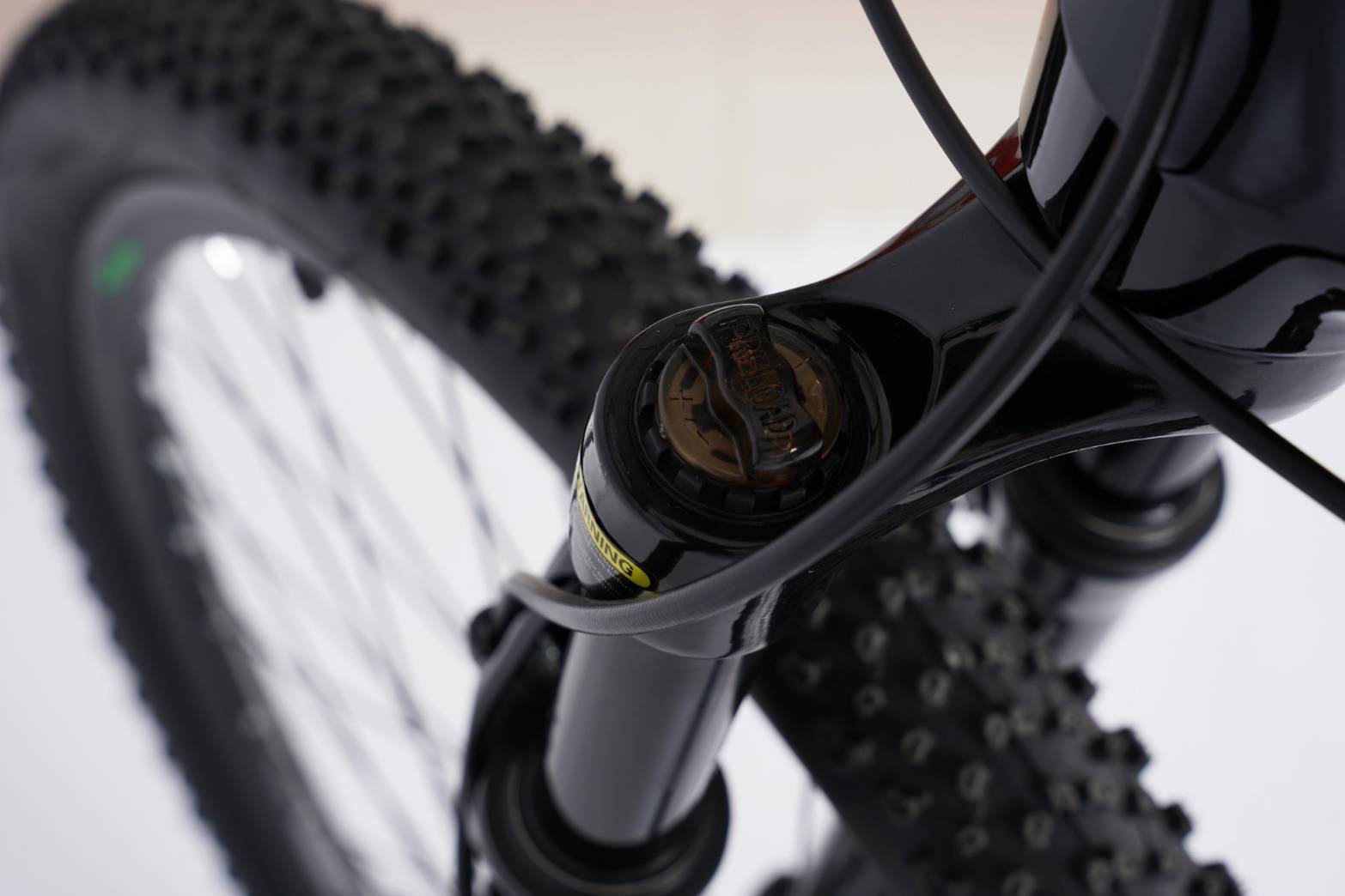 เสือภูเขา Coyote Smith 24 สปีด ดิสน้ำมัน เฟรมอลูมิเนียม ล้อ 27.5 ปี 2023