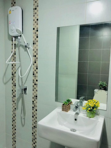 ให้เช่าบีคอนโด พหลโยธิน ชั้น7 ห้อง 24 ตรม.เฟอร์ใหม่ มีเครื่องซักผ้า ใกล้ ม.กรุงเทพ