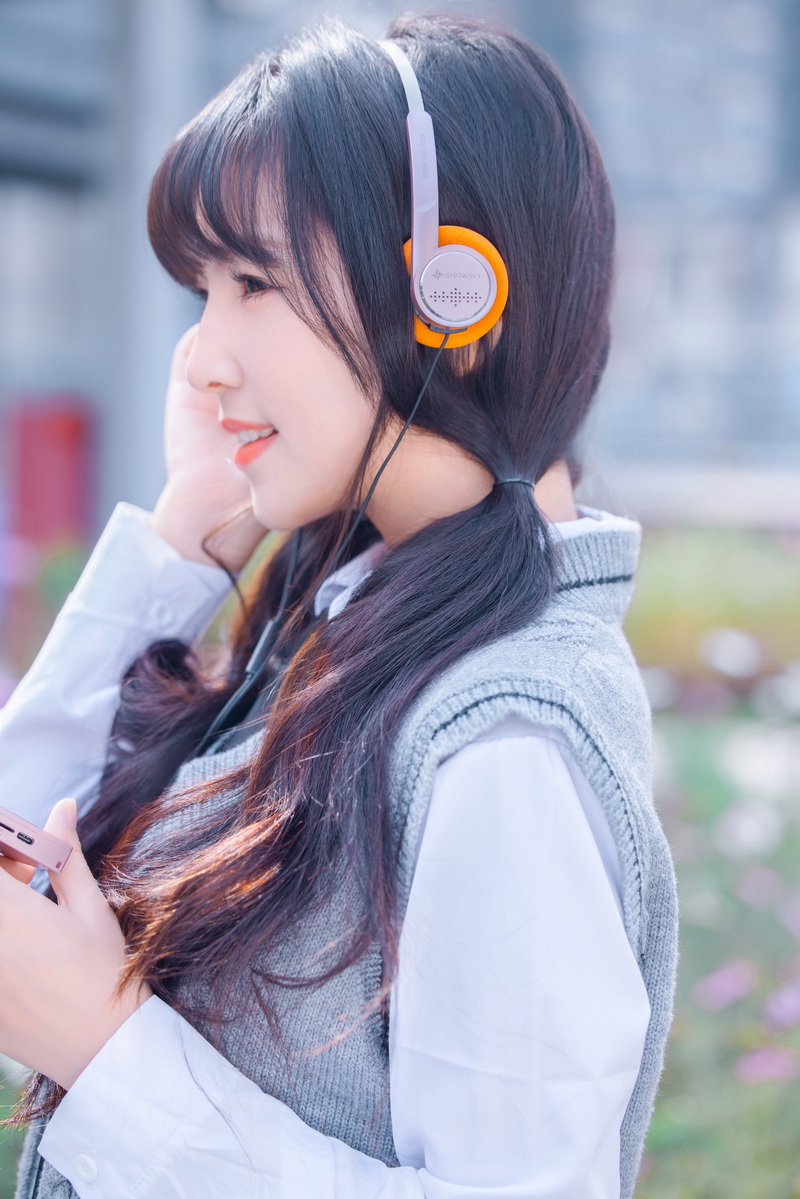 Snowsky Wind หูฟังครอบหูขนาดเล็ก สไตล์ย้อนยุค ไดรเวอร์ไดนามิก สวมใส่สบาย ประกันศูนย์ไทย