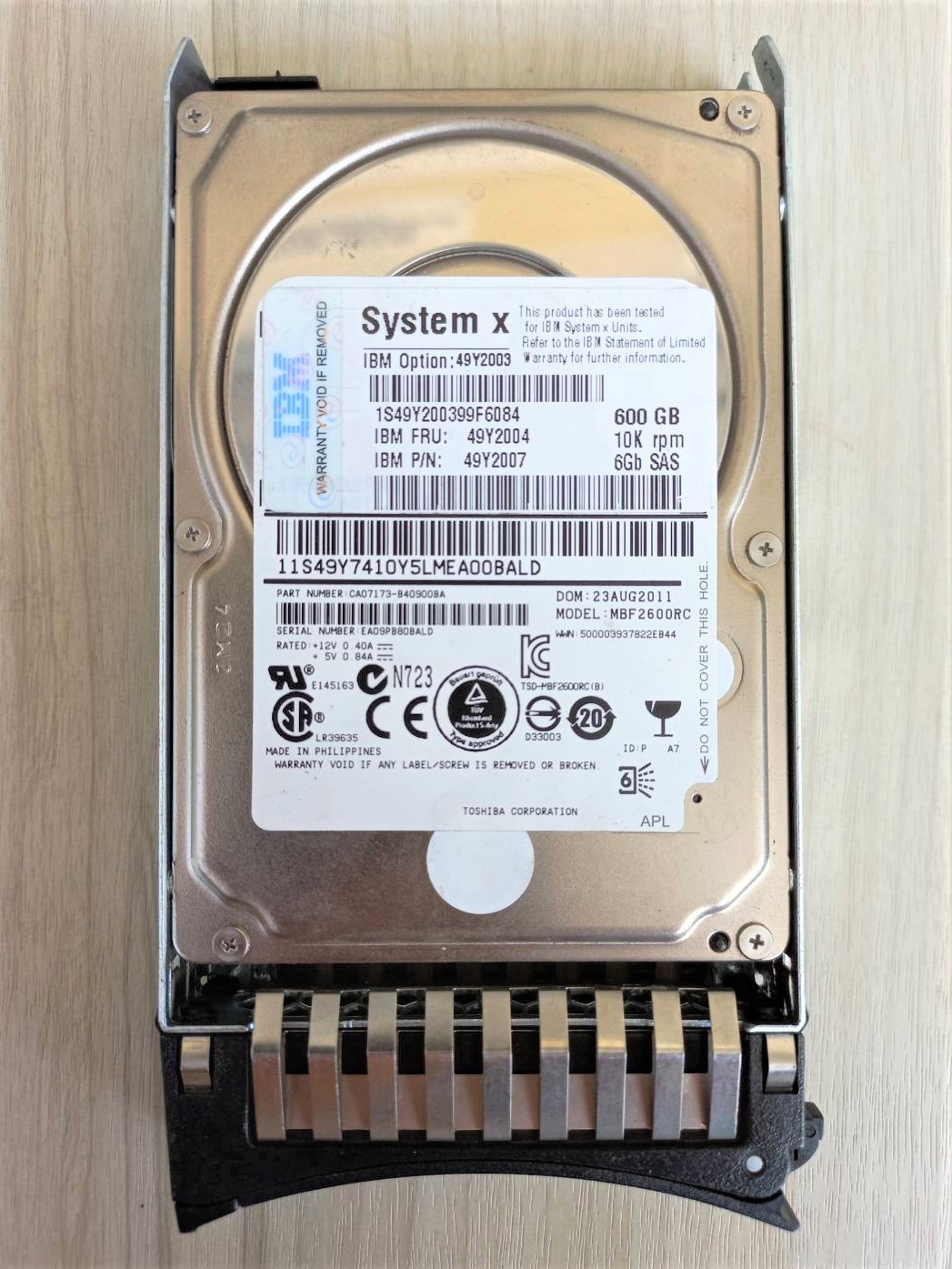49Y2004 49Y2003 49Y2007 IBM 600GB SAS 2.5 10K 6Gb HARD DRIVE FRU with CADDY. Refurbished; Warranty 12 Months.Shipping is included.