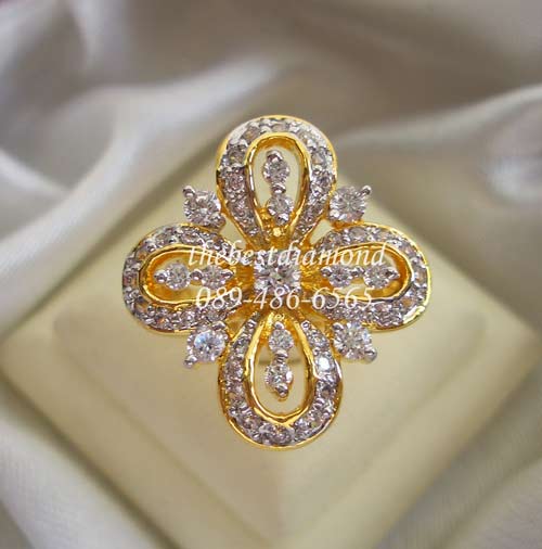 BR611+แหวนนกยูง+++ แหวนเพชร cz หรูหรามากๆๆ สวยสุดๆ หากชอบแหวนอลังการ แบบRight Hand Ring ต้องไม่พลาด ใส่แล้วสวยเต็มนิ้ว งานละเอียดสวยมาก เพชรวิ๊งๆๆ